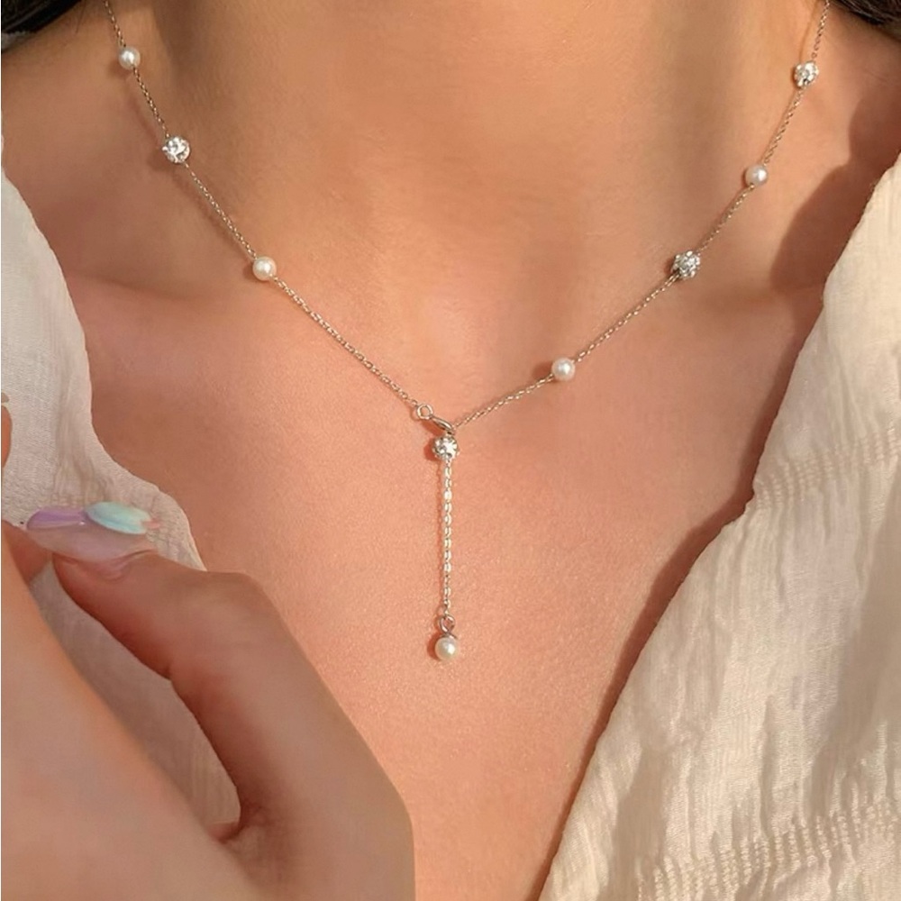 Elegant 925 Silver Pearl Necklace